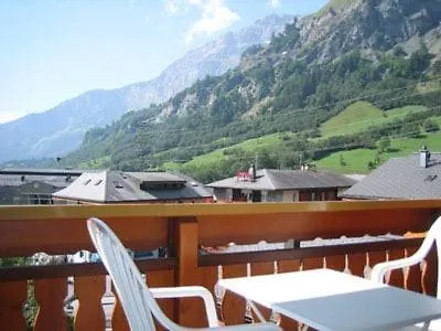 Apartament Topas 32 *